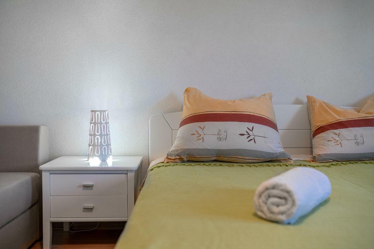 Apartmani Pataca Vodice Extérieur photo