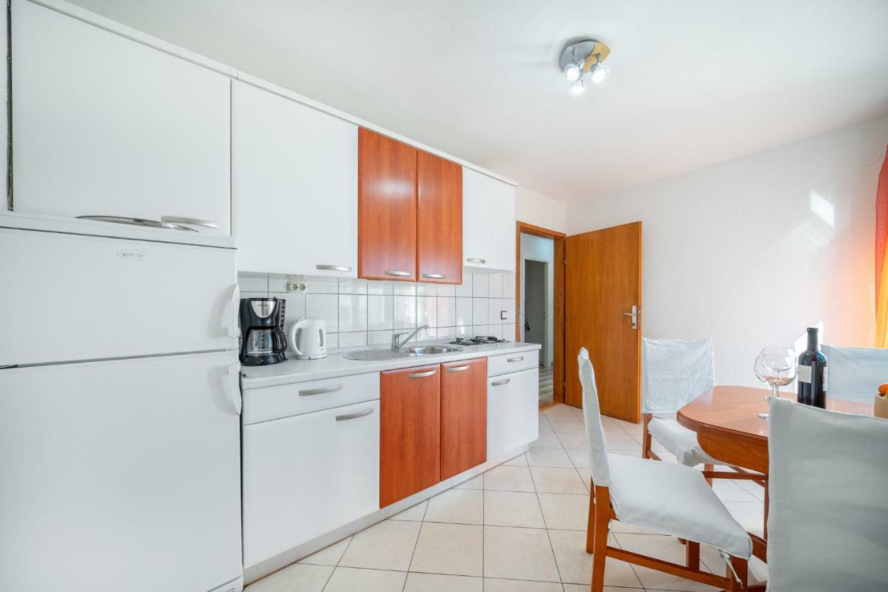 Apartmani Pataca Vodice Extérieur photo