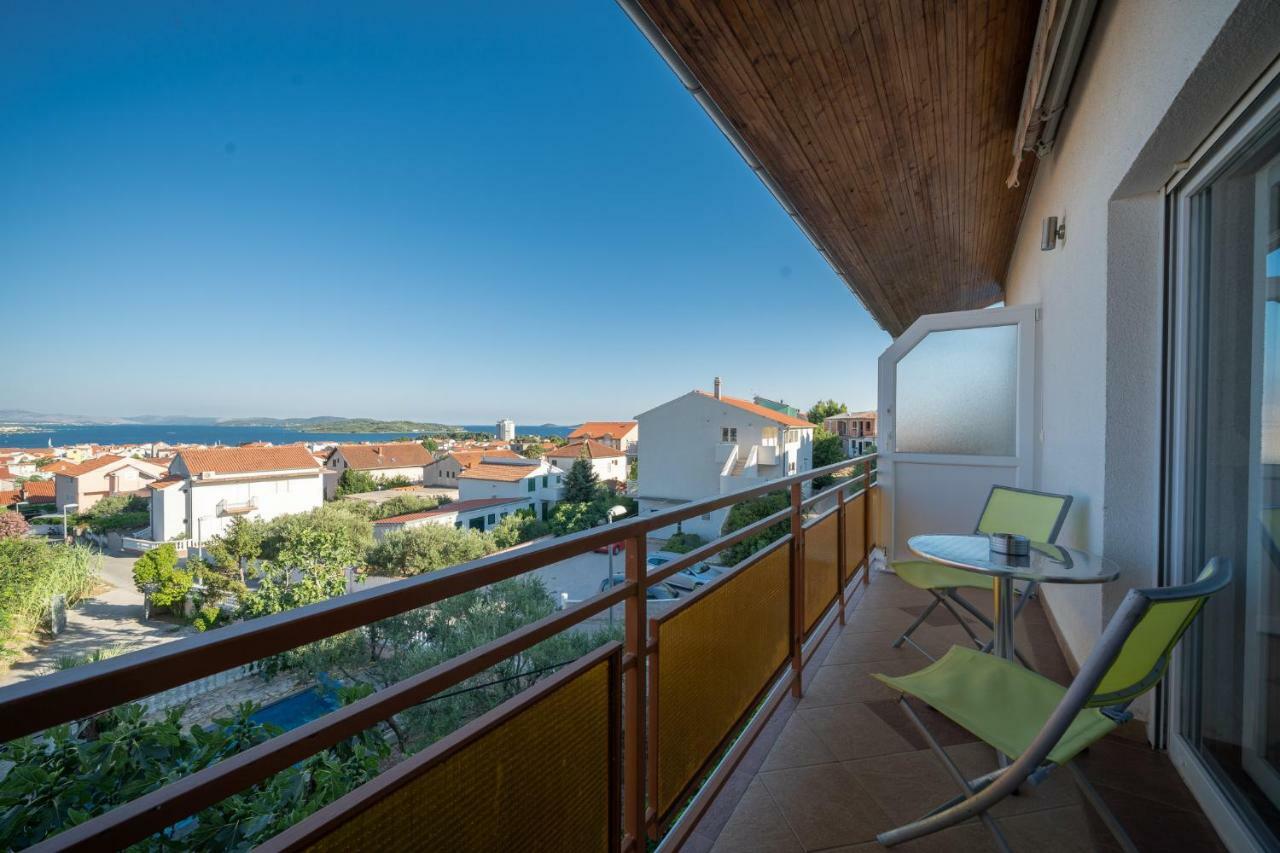 Apartmani Pataca Vodice Extérieur photo