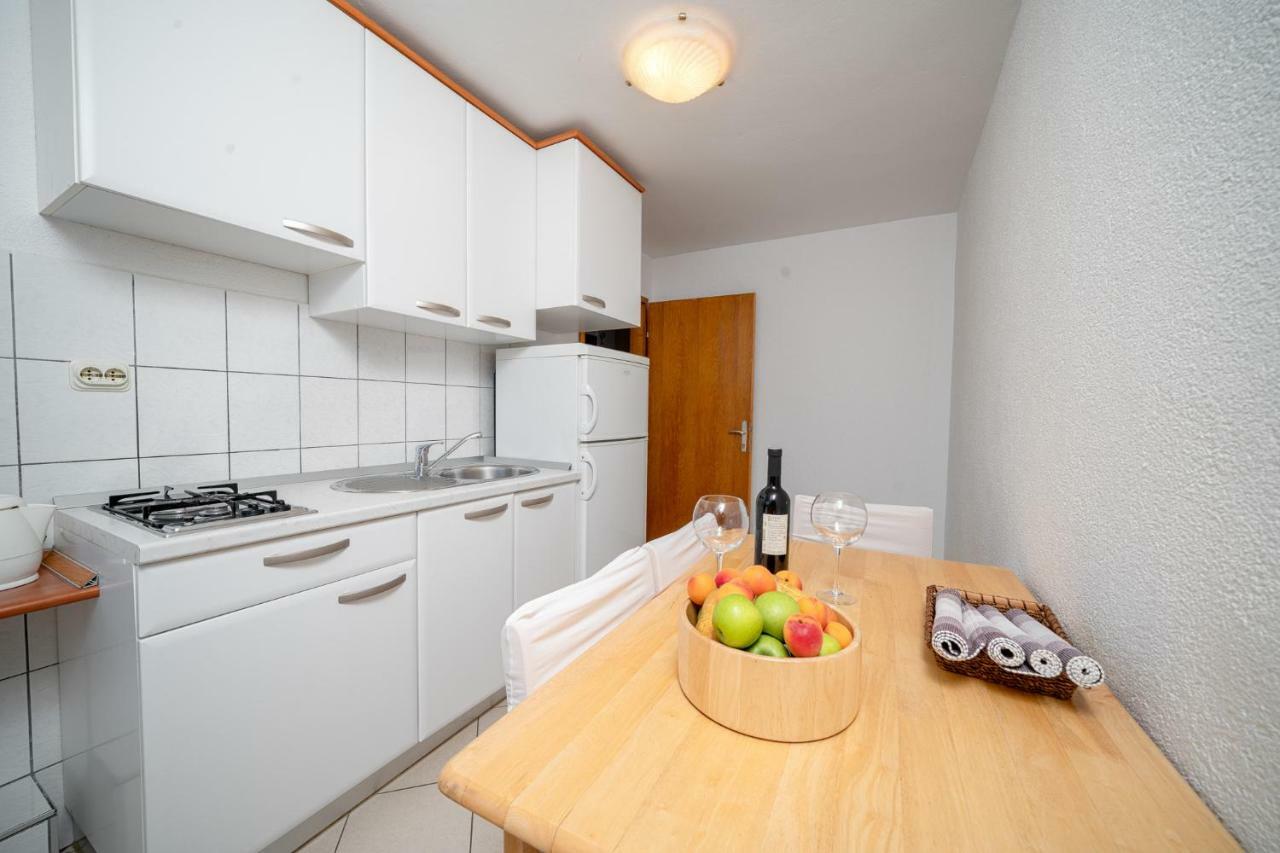 Apartmani Pataca Vodice Extérieur photo